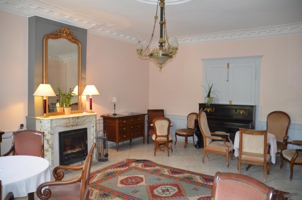 Hotel Et Studios D'Orfeuil Bourbonne-les-Bains Εξωτερικό φωτογραφία