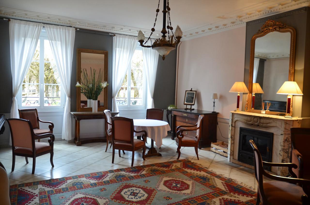 Hotel Et Studios D'Orfeuil Bourbonne-les-Bains Εξωτερικό φωτογραφία